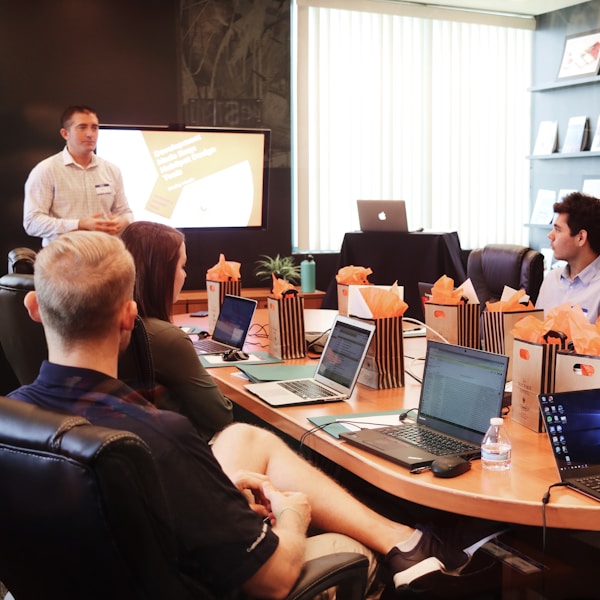 Operational briefing environment